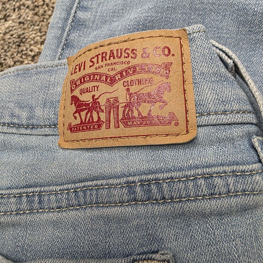 Levis Cropped Jeans Size Size 31 Light Wash Rolled Cuffs Beach Vacation Summer - Picture 4 of 6